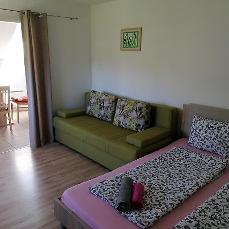 Apartment Marjetka Zirovnica Exterior foto